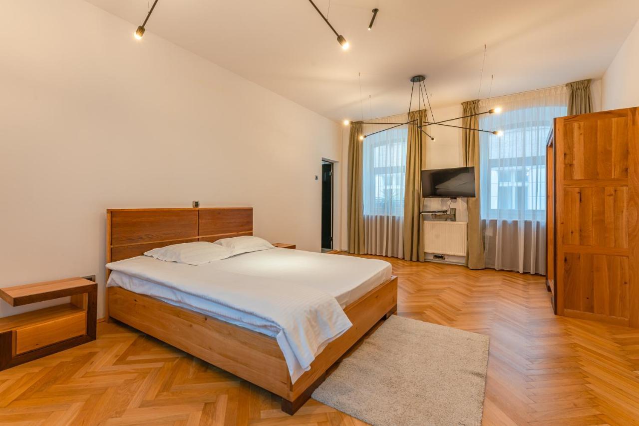 Premium Suites Postavarului Брашов Екстериор снимка