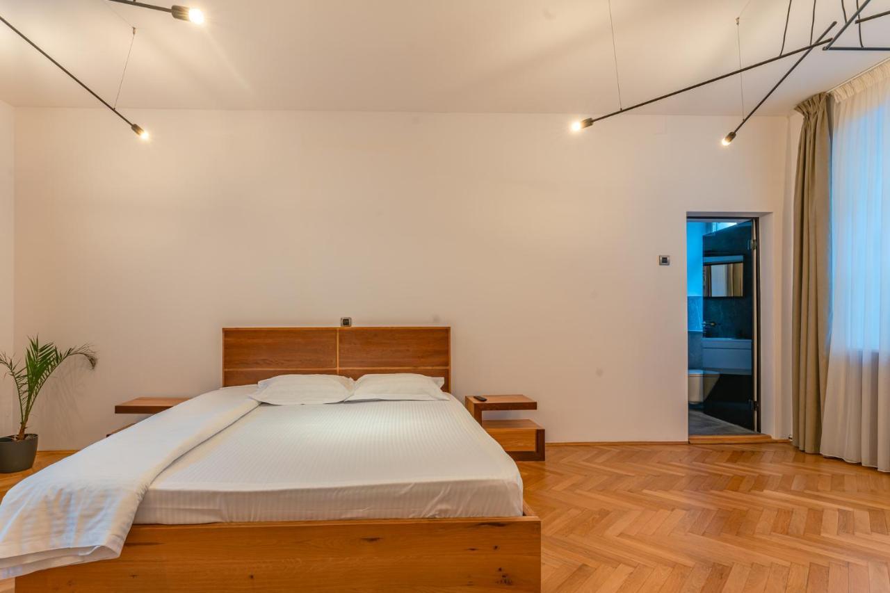 Premium Suites Postavarului Брашов Екстериор снимка